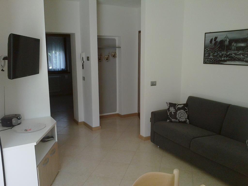 Appartement Casa Ferrari Monica à Calceranica al Lago Chambre photo
