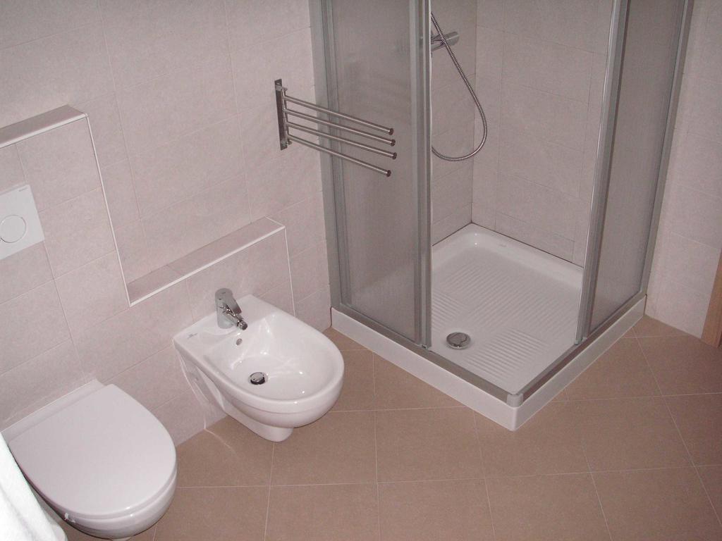 Appartement Casa Ferrari Monica à Calceranica al Lago Chambre photo