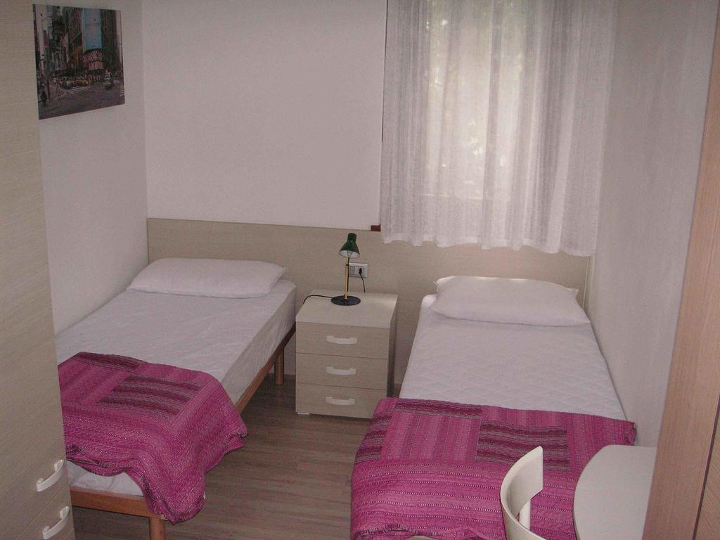 Appartement Casa Ferrari Monica à Calceranica al Lago Chambre photo