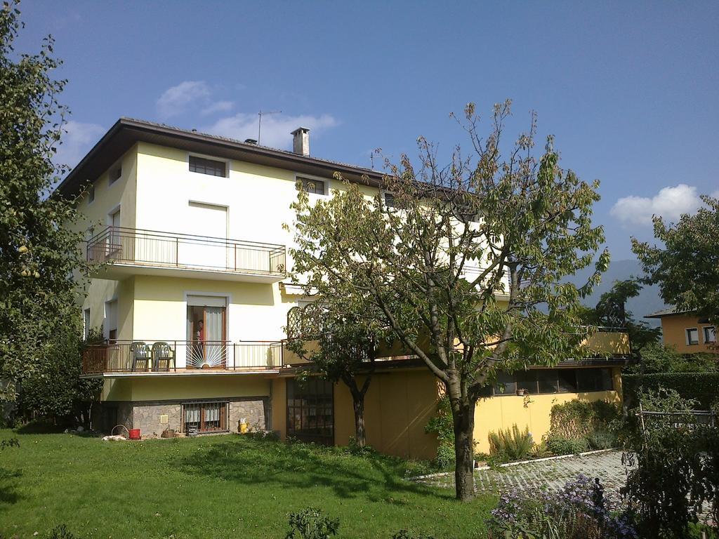 Appartement Casa Ferrari Monica à Calceranica al Lago Extérieur photo